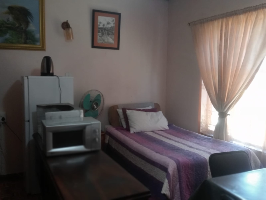 4 Bedroom Property for Sale in Generaal De Wet Free State